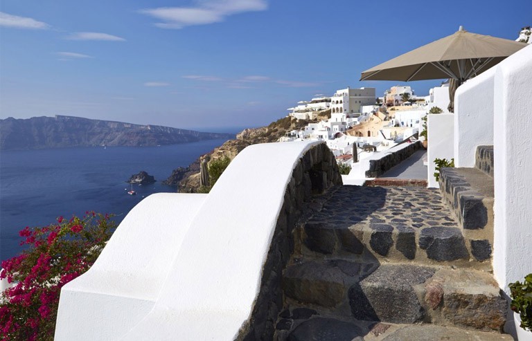 Strolling Along the Caldera Trail